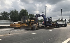 Vì sao cầu vượt Mỹ Thủy sụt, lún sau một ngày thông xe ?