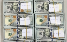 Phát hiện vụ vận chuyển 97.000 USD trái phép