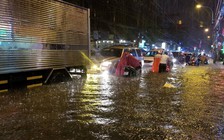 TP.HCM tăng cường ứng phó với mưa lũ, triều cường