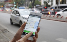 Cái bắt tay ít người biết giữa Grab và taxi truyền thống
