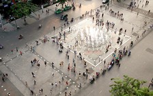 Cấm xe đường Nguyễn Huệ để biểu diễn cải lương