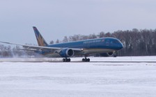 Máy bay Vietnam Airlines hạ cánh khẩn cấp tại Ấn Độ, cứu sống 1 hành khách