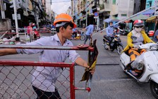 Hạn chế lưu thông đường Trần Văn Đang