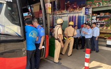 Chuẩn bị xuất bến, tài xế xe khách bị 'cấm cửa' vì có hơi men