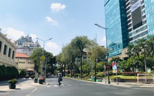 Trước giờ tạm ngưng nhiều dịch vụ giải trí, trung tâm TP.HCM vắng tanh