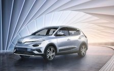 VinFast ra mắt 3 dòng ô tô điện tự lái