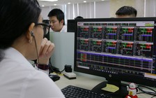 VN-Index 'gục ngã' cuối phiên