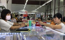 Sáng giảm, chiều tăng, người nhanh tay mua vàng vẫn chỉ hòa tới lỗ