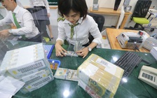 Giá USD hôm nay 26.1.2022: Đồng loạt sụt giảm xuống mức thấp