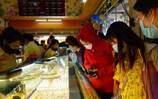 Giá vàng hôm nay 23.10.2021: Mua vàng ngày Thần Tài đến nay lãi bao nhiêu?