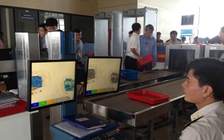 Dùng giấy tờ giả đi máy bay, khách bị phạt 7,5 triệu đồng