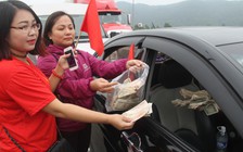 Dân chặn xe trạm BOT Bến Thủy: Bộ GTVT yêu cầu giảm 50% phí