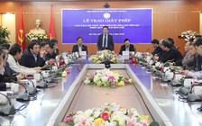 Bộ Thông tin - Truyền thông trao giấy phép cho 18 tạp chí sắp xếp theo quy hoạch