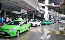 Bỏ quy định giãn cách trên xe khách, xe buýt, taxi, máy bay… từ ngày mai