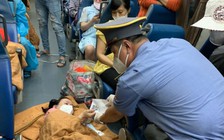 Xúc động mẹ bầu sinh con trên chuyến tàu hồi hương từ TP.HCM