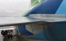 Vụ 2 máy bay va nhau: Phạt tài xế xe ô tô chạy 'cắt' đuôi máy bay