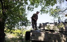 Chiến sự ngày 109: Ukraine cầm cự ở Severodonetsk, mở đường xuất khẩu ngũ cốc