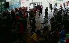 Bắt nghi phạm bỏ trốn sau khi gây rối, chặn xe cứu thương ở biển Hải Tiến