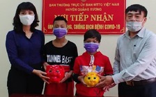 2 học sinh Thanh Hóa mang lợn tiết kiệm ủng hộ quỹ phòng dịch Covid-19