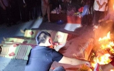 Thanh Hóa: Đi xe máy điện kẹp 4, gặp tai nạn, 3 bé gái tử vong