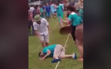 Thanh Hóa: Một vận động viên kéo co phong trào tử vong khi vừa giành chiến thắng