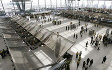 Du lịch Thái Lan, có thể phải chờ 4 tiếng để xin thị thực tại sân bay