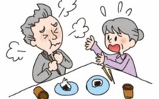 Ăn bánh nếp mừng năm mới, 2 người bị chết nghẹn ở Nhật