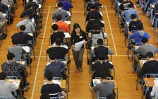 Cha mẹ gây áp lực hơn thi cử