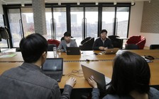 Vì sao giới trẻ Hàn Quốc có xu hướng rời cơ quan đúng giờ?