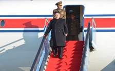 Ông Kim Jong-un lên máy bay đến Singapore
