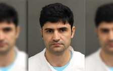 Giáo sư khủng bố nữ sinh với 800 tin nhắn/ngày