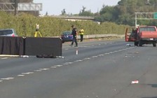 Động tay chân sau khi đụng xe ở Mỹ, 2 tài xế thiệt mạng