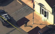 Ra tòa vì bạo lực gia đình, bị cáo nổ súng bắn 4 người