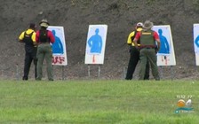 Giáo viên được mang súng đi dạy