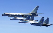 Tiêm kích Su-35 của Trung Quốc diễn tập trên Biển Đông