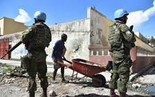 Nhiều nhân viên gìn giữ hòa bình LHQ tại Haiti ‘quất ngựa truy phong’, bỏ con rơi