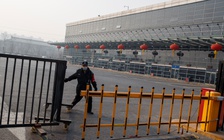 Trung Quốc phong tỏa thành phố thứ 2 giữa dịch viêm phổi