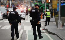 FBI cảnh báo các nhóm cực đoan da trắng âm mưu cố ý lây truyền virus Corona