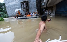 Mưa lớn kéo dài, Trung Quốc nâng mức ứng phó lũ tại nhiều khu vực