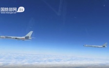 Trung Quốc ngang ngược điều oanh tạc cơ tập trận ở Biển Đông