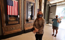 Mỹ ghi nhận hơn 100.000 ca mắc Covid-19/ngày, dịch ảnh hưởng nặng nhiều bang 'chiến địa tranh cử'