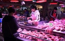 Sốt giá thịt heo Trung Quốc giảm lần đầu sau hơn 1 năm