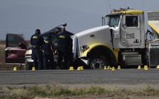 Tai nạn giao thông thảm khốc ở Mỹ, 13 người chết