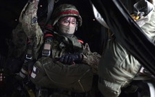 Mỹ, Nhật diễn tập nhảy dù tầm thấp quy mô kỷ lục