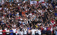 Nguy cơ lây Covid-19 tại Euro 2020: bà Merkel lo ngại, ông Johnson trấn an