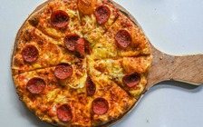 Tù nhân bắt giữ quản giáo suốt 9 giờ chỉ để đòi bánh pizza