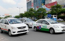 Nhiều hãng taxi giảm giá cước