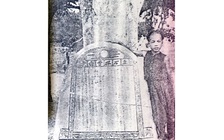 Cổ vật kỳ sự: Tấm bia cổ kể chuyện Đức Phật hiển linh