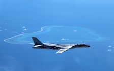 Oanh tạc cơ Trung Quốc đe dọa ở Biển Đông