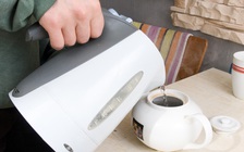 Cách sử dụng ấm đun siêu tốc an toàn